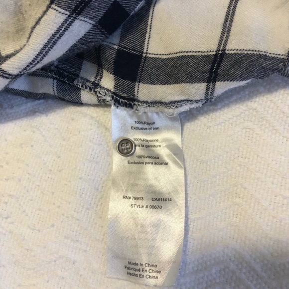 Motherhood maternity tie front black plaid blouse - Picture 4 of 5